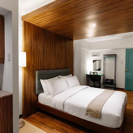 H Hotels - Metro North Uno Quezon City Esterno foto