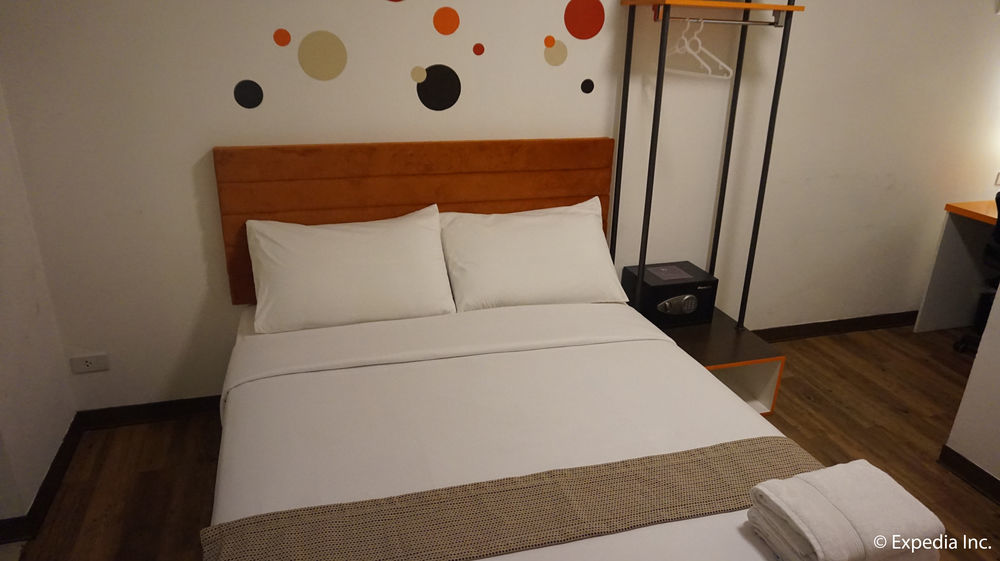 H Hotels - Metro North Uno Quezon City Esterno foto
