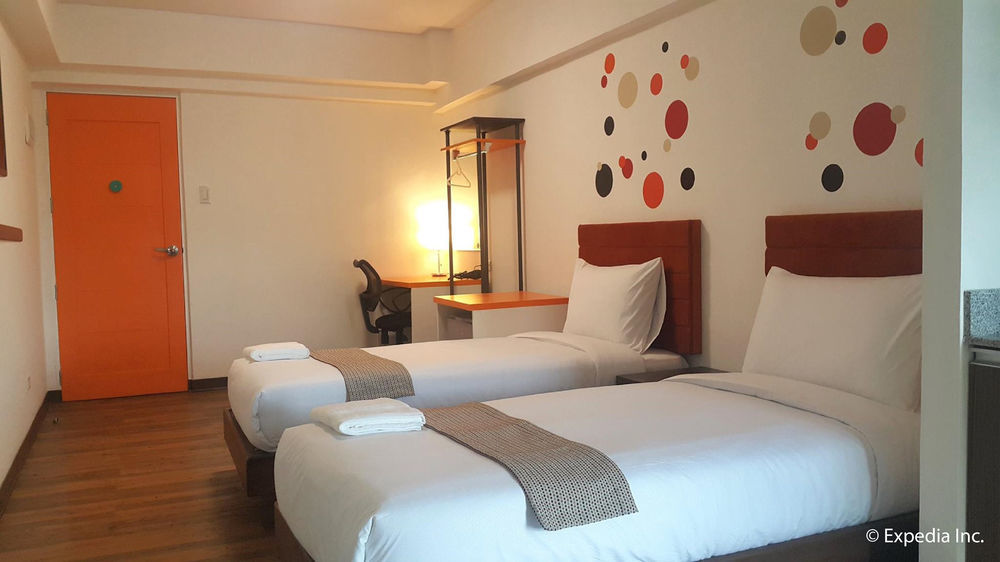 H Hotels - Metro North Uno Quezon City Esterno foto