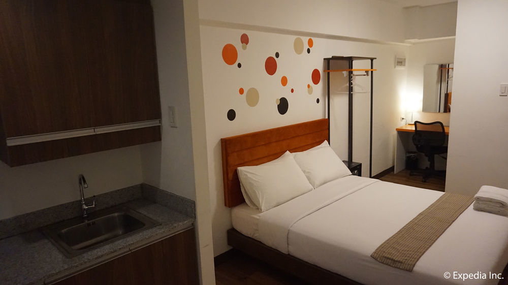 H Hotels - Metro North Uno Quezon City Esterno foto