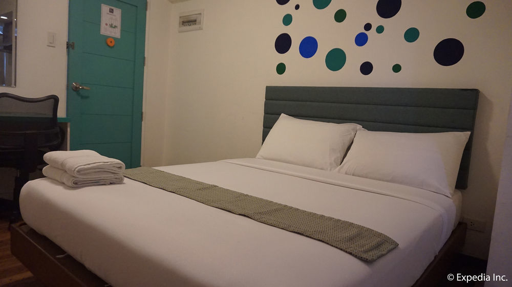 H Hotels - Metro North Uno Quezon City Esterno foto