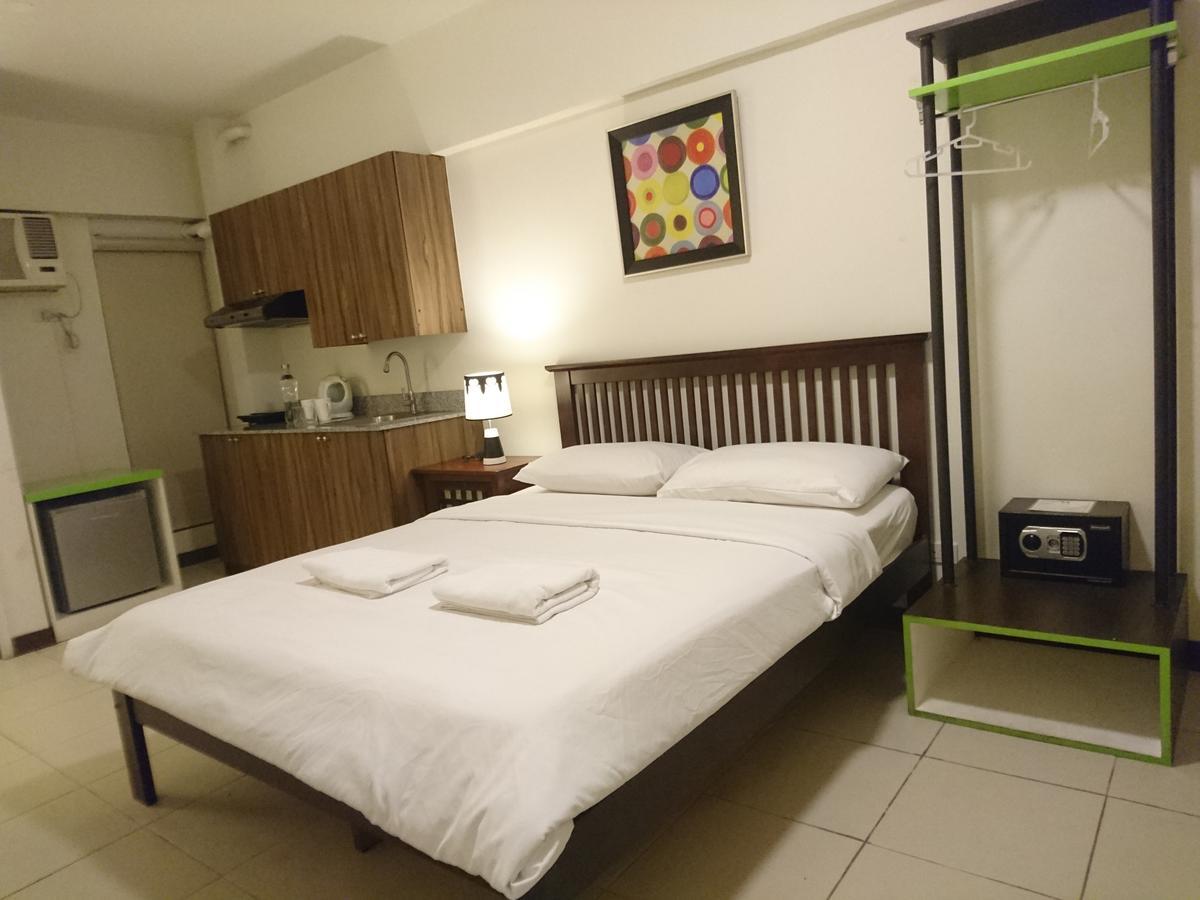 H Hotels - Metro North Uno Quezon City Esterno foto