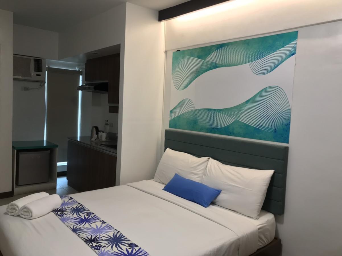 H Hotels - Metro North Uno Quezon City Esterno foto