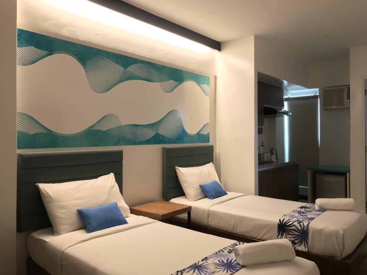 H Hotels - Metro North Uno Quezon City Esterno foto