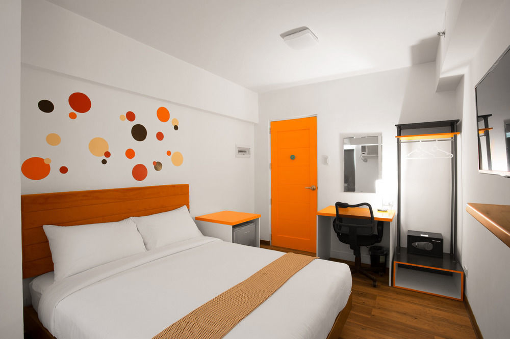 H Hotels - Metro North Uno Quezon City Esterno foto
