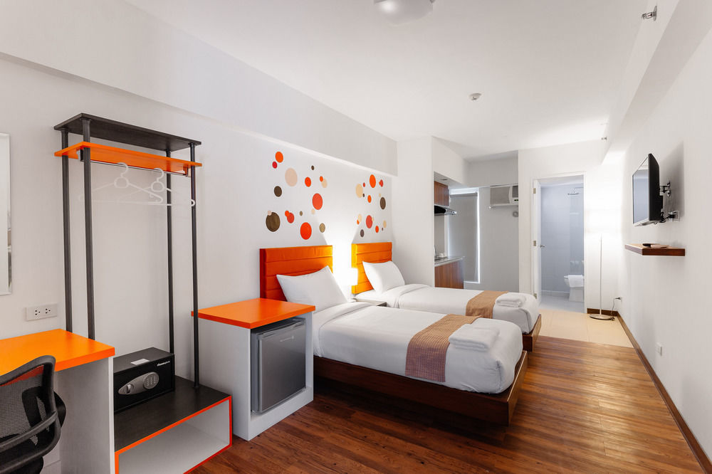 H Hotels - Metro North Uno Quezon City Esterno foto