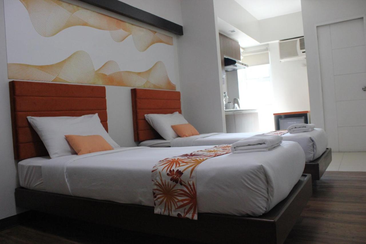 H Hotels - Metro North Uno Quezon City Esterno foto
